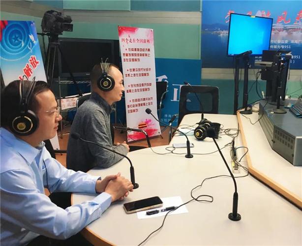 相約珠海電臺城市會客廳珠海一職實驗學校為您解析全國職業(yè)教育大會上