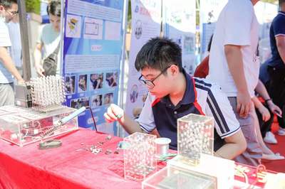 匠心筑夢不負青春 精技勤學砥礪前行--2021年珠海市職業(yè)教育活動周啟動儀式暨職教風采展示活動舉行